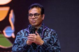 Youths should master technology to realize digital transformation
