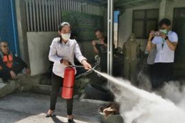 Kalsel Kemarin, petugas BPK pingsan hingga nakes dilatih gunakan APAR