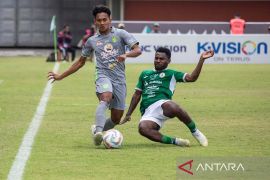 PSM Makassar bermain imbang lawan PSS Sleman 1-1