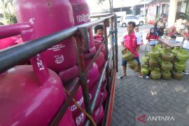 Program penukaran tabung elpiji bersubsidi ASN