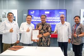 Telkom gandeng Tanto Intim Line optimalisasi pelacakan kontainer digital