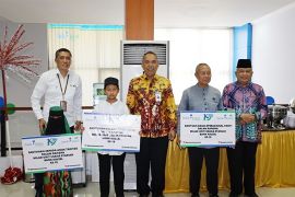 UPZ dan Unit Usaha Syariah Bank Kalsel santuni Anak Yatim, Tahfidz dan Rumah Yatim