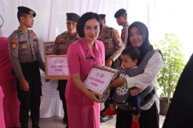 Polres Paser bersama Bhayangkari gelar bhakti sosial peduli stunting