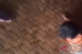 Petugas kesehatan pastikan balita korban penganiayaan kondisinya sehat