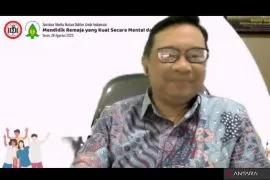 Kavkaz qizni romolli mashinada sikish Porno mushuk kamera