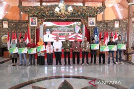 Belasan ribu petani Bangkalan dilindungi BPJS Ketenagakerjaan dengan DBHCHT