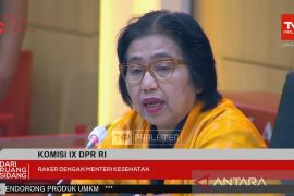 DPR RI minta Kemenkes jelaskan program ke publik, bukan klarifikasi