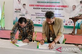 Kadin Bekasi gandeng BPJAMSOSTEK berikan perlindungan 1.000 pekerja rentan