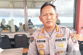 Polda Papua Barat tetapkan tiga tersangka pembakaran kantor distrik di Fakfak