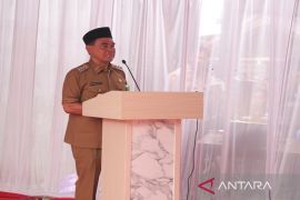 Tanah Bumbu luncurkan program sekolah bahasa Inggris