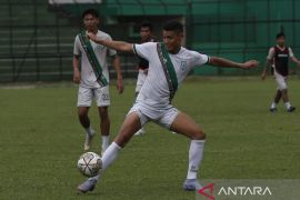 PSMS cari dua pemain tambahan