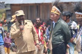 Bupati Puncak: Pengembangan lapangan terbang Sinak butuh dana Rp150 miliar