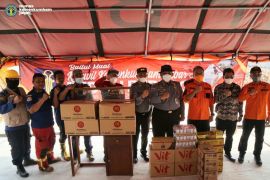 Kemenkumham Jabar salurkan bantuan musibah kebakaran TPA Sarimukti