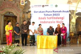 Menko PMK meresmikan Pura Aditya Jaya di Rawamangun sebagai "Pura Ramah Anak"