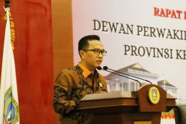DPRD Kepri minta Pemprov data objek pajak alat berat