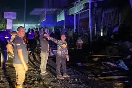 Polres Pasaman Barat selidiki penyebab kebakaran lima petak ruko