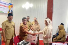 Pidie salurkan mesin jahit guna bangkitkan UMKM