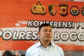 Polisi: dua orang pindah domisili saksi kunci pembunuhan siswi SMK