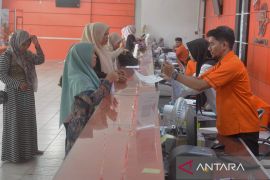 FOTO - Pencairan bansos tahap tiga di Aceh