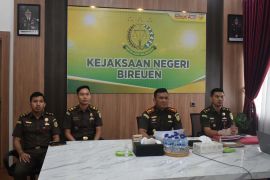 Kejari Bireuen hentikan dua perkara berdasarkan keadilan restoratif