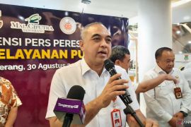 Cegah ISPA, Bupati Tangerang imbau warganya kembali pakai masker