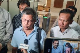 Rocky Gerung mengaku menikmati 40 pertanyaan penyidik