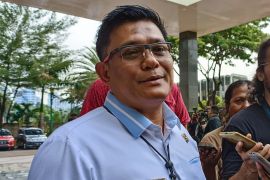 Polisi menangkap satu tersangka lagi dalam kasus akses ilegal