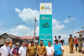 Tidak Hanya Menyalurkan Listrik, Kabel Laut 20kV PLN Sadai-Pulau Lepar Kini Menghadirkan Internet melalui ICONNET