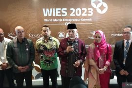 Gubernur: WIES momentum Sumbar jadi destinasi wisata halal dunia