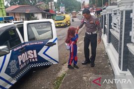 Polres Solok berikan pelayanan antar jemput murid ke sekolah