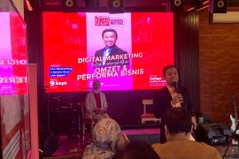 CIMB Niaga tingkatkan ilmu pemasaran digital pelaku UMKM di Padang