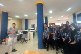 KPP Pratama Mataram Barat hadirkan siswa SMAN 5 Mataram dalam Tax Goes to School