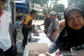 Stok daging beku di Bulog Belitung tersedia 18 ton