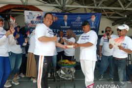 DPC Demokrat Belitung potong tumpeng peringati HUT ke-22