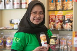 Pelaku usaha asal Klaten kembangkan makanan berbahan baku kurma