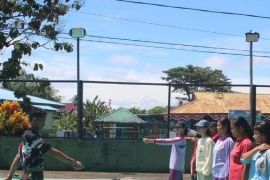 Kodim 1206/Putussibau latih  pramuka tentang sikap disiplin bela negara