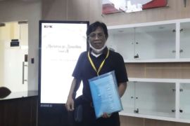 Rektor UIN Suska melaporkan sejumlah dosen ke Polda Riau