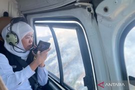 Gubernur Jawa Timur tinjau kebakaran karhutla Gunung Arjuno