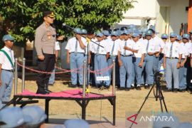 Kapolres Sumenep "masuk" sekolah kampanye disiplin lalu lintas