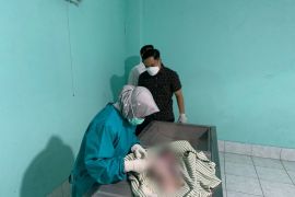 Warga Sumbawa Barat temukan mayat bayi terbungkus jaket di Sungai