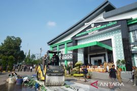 Pemkot Jambi musnahkan ribuan botol minuman beralkohol