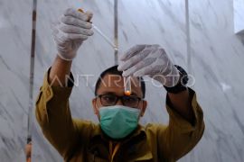 Pemusnahan sabu selundupan dari Malaysia