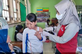 Pemkab Banyuwangi targetkan vaksinasi HPV bagi 21 ribu siswa perempuan