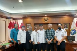 Pedagang Pasar Bunga Rawa Belong keluhkan PKL liar