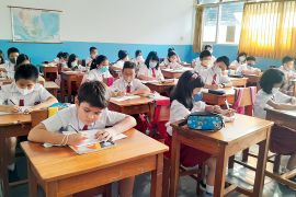 Mengapa menulis tangan masih penting di era digital ?