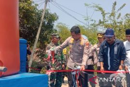 Polres Bekasi bantu sarana penampungan air bersih bagi warga terdampak kekeringan