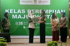 Tokopedia-UPRINTIS-Dekranasda Medan gelar Kelas Perempuan Maju Digital