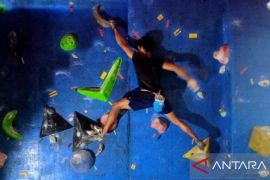 Panjat tebing Maluku targetkan dua atlet lolos PON Aceh-Sumut