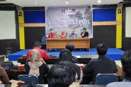 Pengamat Hukum: Perlu dibuat perda baru atasi karhutla di Kalbar