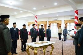 Bupati Merangin lantik enam pejabat eselon II
